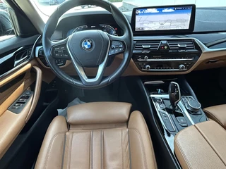 BMW 5 Serie BMW 5-serie Touring 530e High Executive BEIGE LEER I GR. NAVI I TREKHAAK I ORG.NL + NAP - afbeelding nr 5