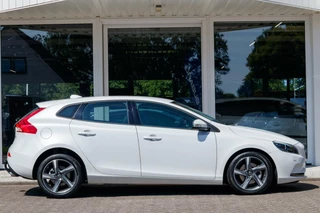 Volvo V40 Volvo V40 1.6 T2 R-Design | Trekhaak | Climate control | Cruise control | - afbeelding nr 7