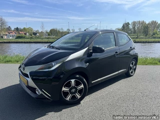 Toyota Aygo Toyota Aygo 1.0 VVT-i x-play |Climate|Cruise|Camera|Carplay - afbeelding nr 2