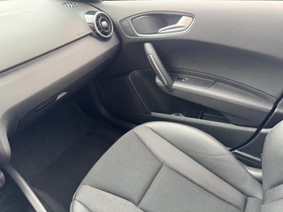 Audi A1 Audi A1 1.0 TFSI AUT. S-LINE LED XENON NAVI PANO-DAK AIRCO LMV PDC - afbeelding nr 17