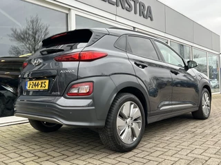 Hyundai Kona 50% deal 8.975,- ACTIE Schuif-kanteldak / Stoelverwarming / Navi - afbeelding nr 11