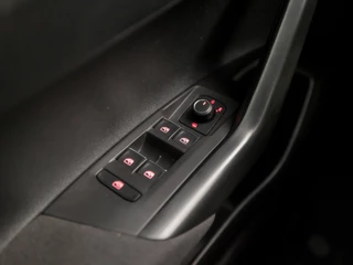 Volkswagen Polo (APPLE CARPLAY, CLIMATE, STOELVERWARMING, CRUISE, SPORTSTOELEN, LM VELGEN, ARMSTEUN, NIEUWE APK, NIEUWSTAAT) - afbeelding nr 22