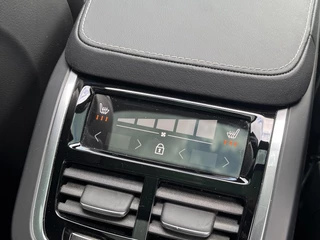 Volvo XC90 Volvo XC90 T8 Plug-in hybrid AWD Plus Bright | 360 Camera | H&K Audio | Getint glas - afbeelding nr 16