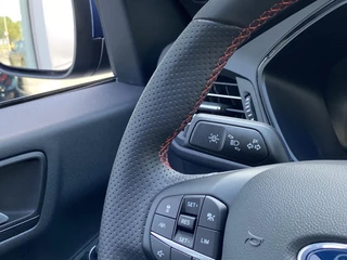 Ford Kuga Ford Kuga 2.5 PHEV ST-Line X 225pk | Driver Assistance Pack | Technology Pack | Winterpack | Wegklapbare Trekhaak | 1.500 kg Trekgewicht - afbeelding nr 26