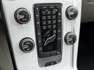 Volvo V40 Volvo V40 2.0 D2 Momentum Business 2e Eigenaar,Navi,Clima,Cruise,PDC,Stoelverwar,Dealer Onderhouden,120pk,6-bak,N.A.P,APK tot 02-2026 - afbeelding nr 15