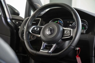 Volkswagen Golf Volkswagen Golf 1.4 TSI GTE 1.4 TSI GTE|Org NL|MY2016|CarPlay|Executive Plus|Leder|17