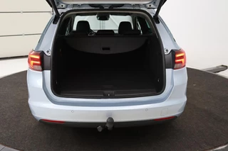 Opel Astra Opel Astra 1.4 Turbo Innovation | Stoel & stuurverwarming | Camera | Carplay | Matrix LED | Trekhaak | Comfortstoelen | Keyless | Navigatie - afbeelding nr 22