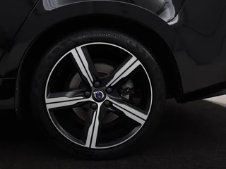 Volvo V60 Volvo V60 1.5 T3 R-Design | Stoelverwarming | Xenon |  Leder/Alcantara | Navigatie | Trekhaak | Parkeerhulp | Climate control | Cruise control - afbeelding nr 26