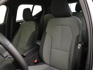 Volvo XC40 Volvo XC40 B4 Plus Dark | Trekhaak | Dodehoekdetectie | Achteruitrijcamera - afbeelding nr 15