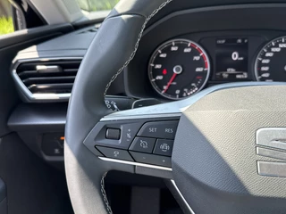 SEAT Leon SEAT Leon Sportstourer 1.0 eTSI DSG STYLE CAMERA/ACC/CARPLAY - afbeelding nr 21