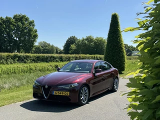 Alfa Romeo Giulia Alfa Romeo Giulia 2.0T 310pk, super netjes!! Veel opties!! - afbeelding nr 23