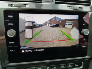Volkswagen e-Golf Volkswagen e-Golf Automaat 136pk  | Navigatie | Climate Control | Virtuele Cockpit | Camera | Keyless | Stoelverwarming | Parkeer Sensoren | Cruise Control Adaptive | Lichtmetalen velgen 17
