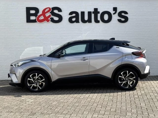 Toyota C-HR Toyota C-HR 1.8 Hybrid Dynamic Adaptive Cruise control Climate control Achteruitrijcamera Parkeersensoren Navigatie - afbeelding nr 17