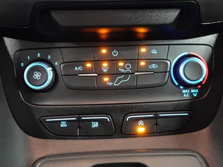 Ford Transit Connect Ford Transit Connect 1.5 EcoBlue L2 Trend Automaat Navi Airco Automaat Navi Airco - afbeelding nr 28