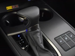 Lexus UX - afbeelding nr 35