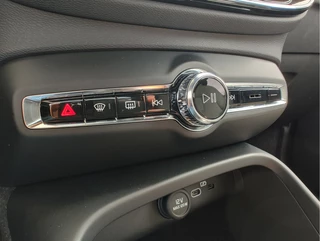 Volvo XC40 Stoelverwarming | Keyless | Carplay/Android - afbeelding nr 17
