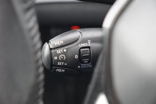 Peugeot 208 Peugeot 208 1.2 PureTech Allure - Noir Perla Nera - AppleCarPlay - Chique - afbeelding nr 22
