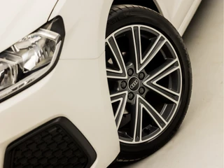 Audi A1 Sportback Audi A1 Sportback 25 TFSI Pro Line Sport Automaat (APPLE CARPLAY, GETINT GLAS, LM VELGEN, SPORTSTOELEN, LANE ASSIST, PARKEERSENSOREN, NIEUWSTAAT) - afbeelding nr 15