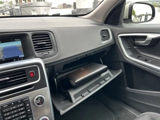 Volvo V60 Volvo V60 2.4 D6 AWD Plug-In Hybrid Momentum Navi Trekhaak Airco/ECC - afbeelding nr 26