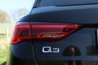 Audi Q3 Audi Q3 35 TFSI / 3x S-Line / 150PK / Automaat / Navi / Matrix LED / Keyless / 19