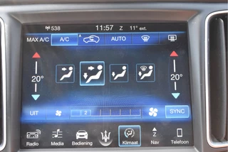 Maserati Levante | Luchtvering | Pano.dak | Camera | Keyless | DAB | Carplay | LED / Xenon | 20