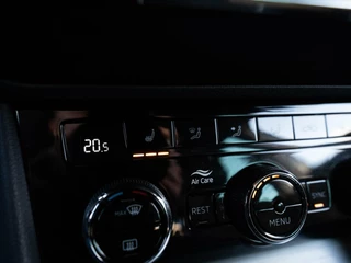 Škoda Superb Skoda Superb Combi 1.4 TSI iV 218pk Ambition | Navigatie | Privacy glass | Trekhaak - afbeelding nr 43