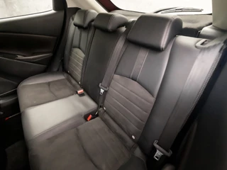 Mazda 2 (NAVIGATIE, CAMERA, HEAD-UP DISPLAY, STOELVERWARMING, GETINT GLAS, LEDEREN SPORTSTOELEN, LM VELGEN, CRUISE, NIEUWE APK, NIEUWSTAAT) - afbeelding nr 15