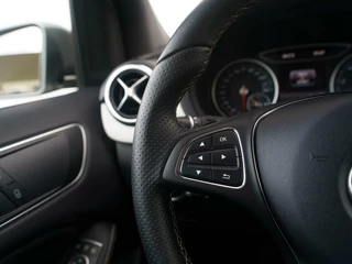 Mercedes-Benz B-Klasse Mercedes B-klasse 180 Automaat Ambition | Navigatie | Stoelverwarming | Trekhaak | 37.557 km - afbeelding nr 32
