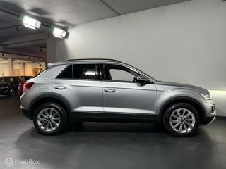 Volkswagen T-Roc Volkswagen T-Roc 1.5 TSI Style | CARPLAY | CRUISE | PDC - afbeelding nr 24