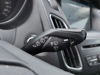 Ford Focus Ford Focus Wagon 1.0 EcoBoost 125pk Titanium | Origineel NL | Navi | Apple Carplay+Android Auto | Bi-Xenon | SONY Sound | Clima | Cruise | Keyless Entry | Pdc V+A+Assist+Camera | Privacy Glass | 17''lm - afbeelding nr 18