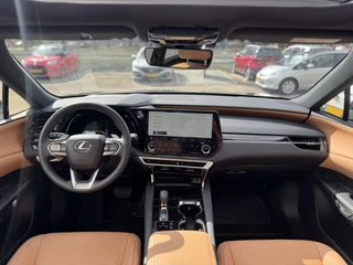 Lexus RX Lexus RX 450h+ Plug-in Hybrid Executive Line Pano, Trekhaak, Head-Up Display, Leer  , All-in Rijklaarprijs - afbeelding nr 22
