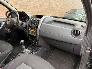 Dacia Duster Dacia Duster 1.2 TCe 4x2 Blacksh. - afbeelding nr 19