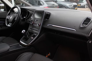 Renault Grand Scénic Renault Grand Scénic 1.2 TCe Intens 7p. / Camera / Navigatie / 20'' / Half leder / Keyless / Dodehoek / Cruise Control - afbeelding nr 9