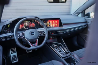 Volkswagen Golf Volkswagen Golf 8 GTI Clubsport | Pano | HK | Matrix IQ | Alcantara | ACC | Rijdersauto Edition | Urano Grijs - afbeelding nr 27