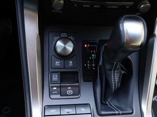 Lexus NX Lexus NX 300h AWD Luxury Line | Schuifdak | Safety Pack | Premium Audio - afbeelding nr 27
