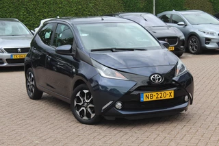 Toyota Aygo Toyota Aygo 1.0 VVT-i x-play / Camera / Navigatie / 15'' / Bluetooth / Airco - afbeelding nr 31