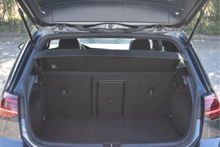 Volkswagen Golf | Pano | Keyless | Camera | Carplay | DAB | Stoelverw | Dynamic LED | Digitale tellers | Adapt.CC - afbeelding nr 11