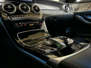 Mercedes-Benz C-Klasse Mercedes C-klasse 400 4MATIC V6 AMG Pano Burmester HUD Lucht - afbeelding nr 51