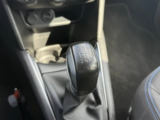 Peugeot 208 Peugeot 208 1.2 PureTech Signature Navi,Airco,Cruise,PDC,Trekhaak,Carplay,Elek ramen,N.A.P,Nieuwe APK bij Aflevering - afbeelding nr 24