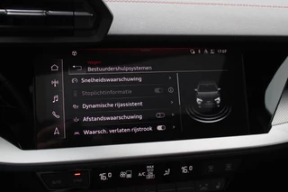 Audi A3 Audi A3 Limousine 30 TFSI S edition / Panoramadak / Camera / Head-up / Luxe Leder / B&O / Carbon spoiler / Dodehoek / Navigatie / ACC / DAB - afbeelding nr 25