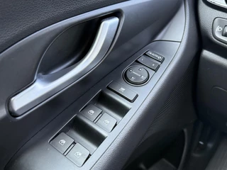 Hyundai i30 Hyundai i30 1.0 T-GDI Comfort 2e Eigenaar,Camera,Navi,Dealer Onderhouden,120pk,Clima,Cruise,Pdc,Lm Velgen,Nieuwe Apk bij Aflevering - afbeelding nr 22