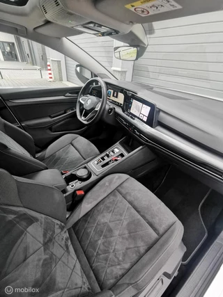 Volkswagen Golf Volkswagen Golf 1.5 eTSI STYLE 150PK/DSG/ACC/NAV/CAMERA/PANO - afbeelding nr 15