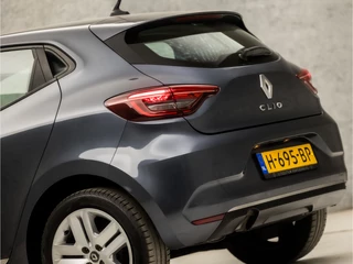 Renault Clio (APPLE CARPLAY, GROOT NAVI, LM VELGEN, SPORTSTOELEN, PARKEERSENSOREN, LED KOPLAMPEN, LANE ASSIST, NIEUWSTAAT) - afbeelding nr 11