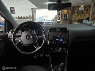 Volkswagen Polo Volkswagen Polo 1.0 TSI SOUND / Navigatie / Climate/ Garantie - afbeelding nr 3