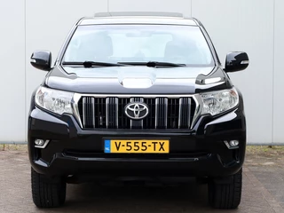 Toyota Land Cruiser Toyota Land Cruiser 2.8 D-4D Blind Van | Leder | 3500 kg Trekgewicht | Schuifdak - afbeelding nr 2