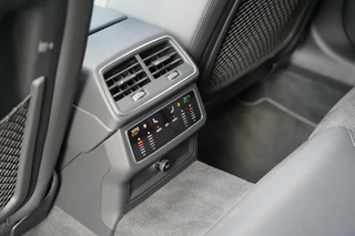 Audi A6 Audi A6 Avant 55 TFSI e Quattro Competition - Vol uitgevoerd - Dealer onderhouden - Panoramisch schuif/kanteldak - 3 x S-Line - Semi elektrische trekhaak - Matrix - 20'' - - afbeelding nr 29