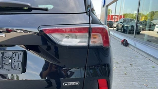 Ford Kuga Ford Kuga 2.5 PHEV Titanium | Panoramadak | Adaptive cruise control | Winter Pack | Dodehoeksensoren | Camera | Navigatie - afbeelding nr 7