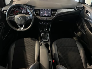Opel Crossland X Opel Crossland X 1.2 T. INNOVATION RIJKLAAR l AIRCO l CRUISE l CARPLAY l - afbeelding nr 2