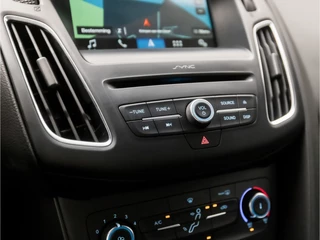 Ford Focus (APPLE CARPLAY, NAVIGATIE, LM VELGEN, PARKEERSENSOREN, SPORTSTOELEN, CRUISE, ELEK PAKKET, NIEUWSTAAT) - afbeelding nr 9