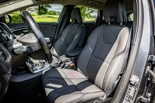 Volvo V40 Volvo V40 Cross Country 1.6 D2 Summum | Navigatie | Trekhaak - afbeelding nr 11